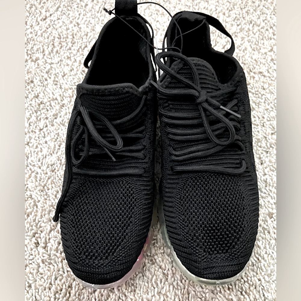 CHOSEN STEPS SNEAKERS
